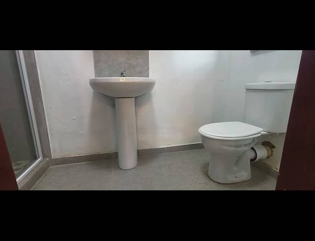 1 BEDROOM HOUSE TO LET IN GREENHILLS